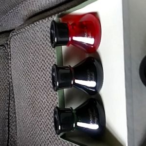 KLEINES SET FIN KUNST SCHRIFT different color pens and ink